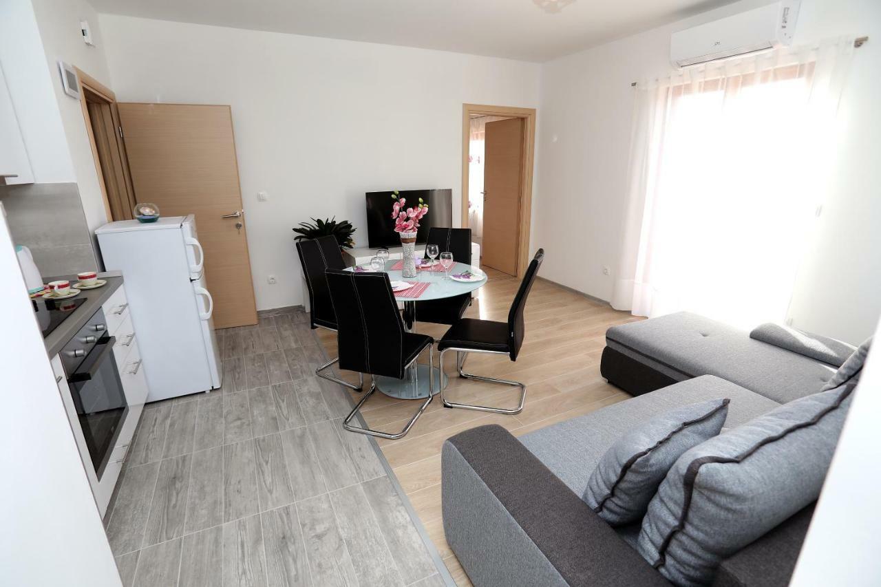 Bridgeview Apartment Traù Esterno foto
