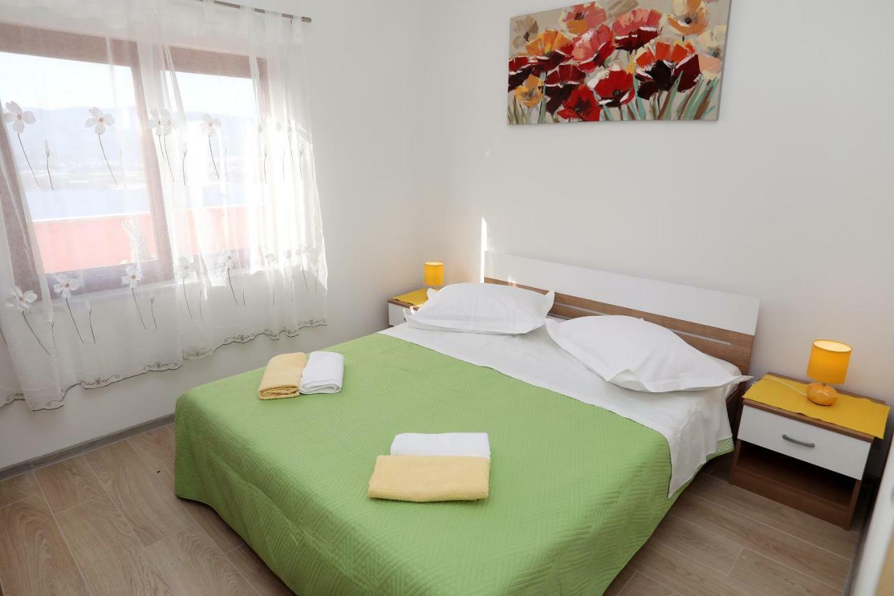 Bridgeview Apartment Traù Esterno foto